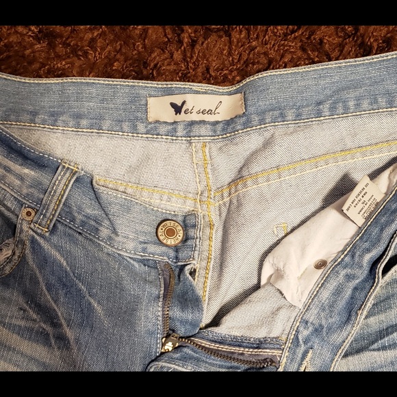 Wet seal distressed jeans - Picture 2 of 3